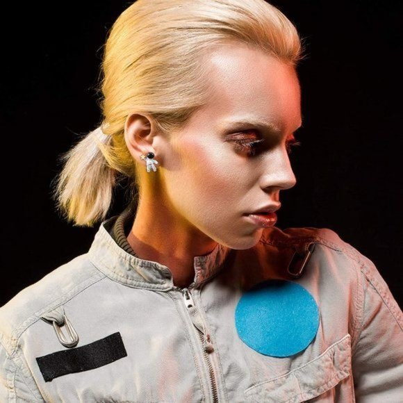 New 4 Pairs Astronaut Stud Earrings Asymmetric Spaceman Star Moon Earrin… - Picture 5 of 6